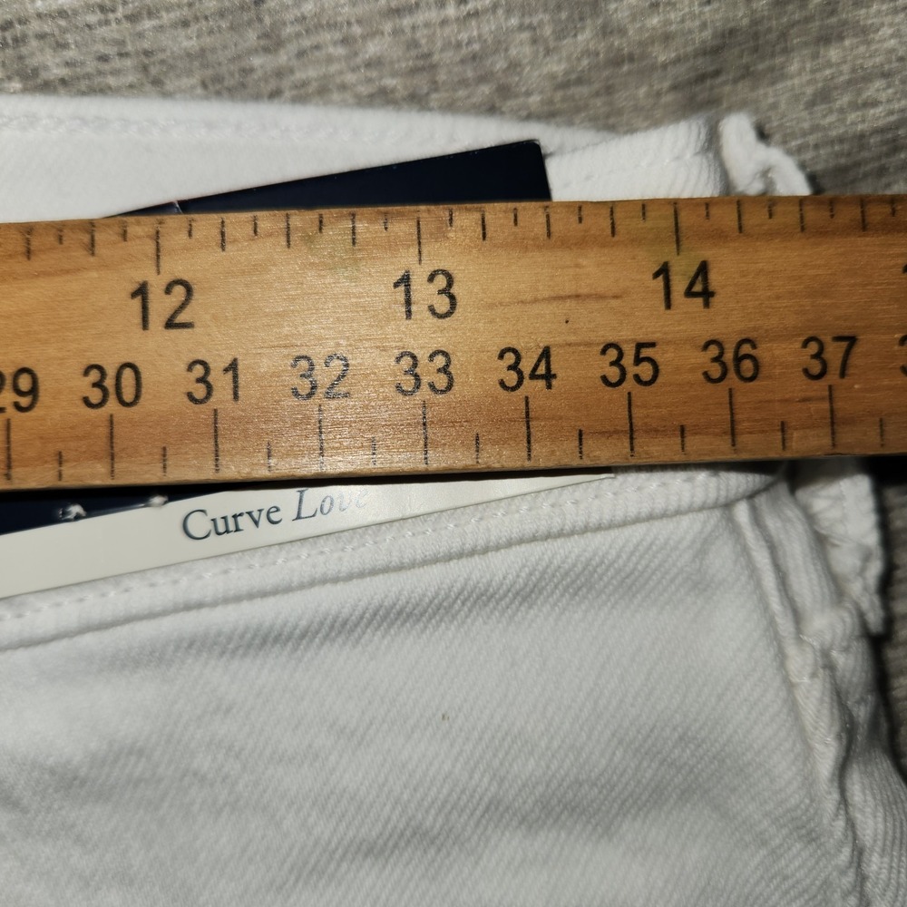 NWT Abercrombie & Fitch 90s Straight Jeans White Curve Love Denim 26 Long Mid - Picture 6 of 8